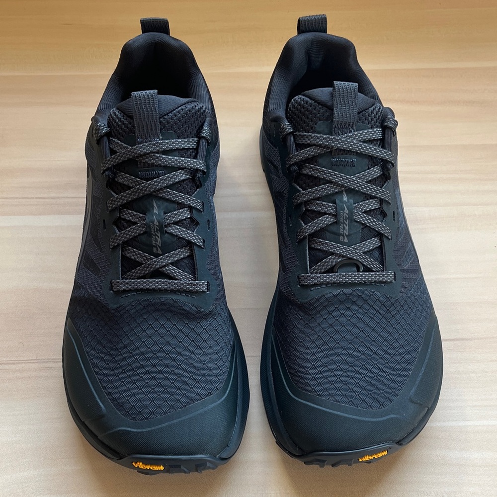 Altra Lone Peak 9+